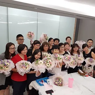 Assemble Fresh Flower Bouquet Course